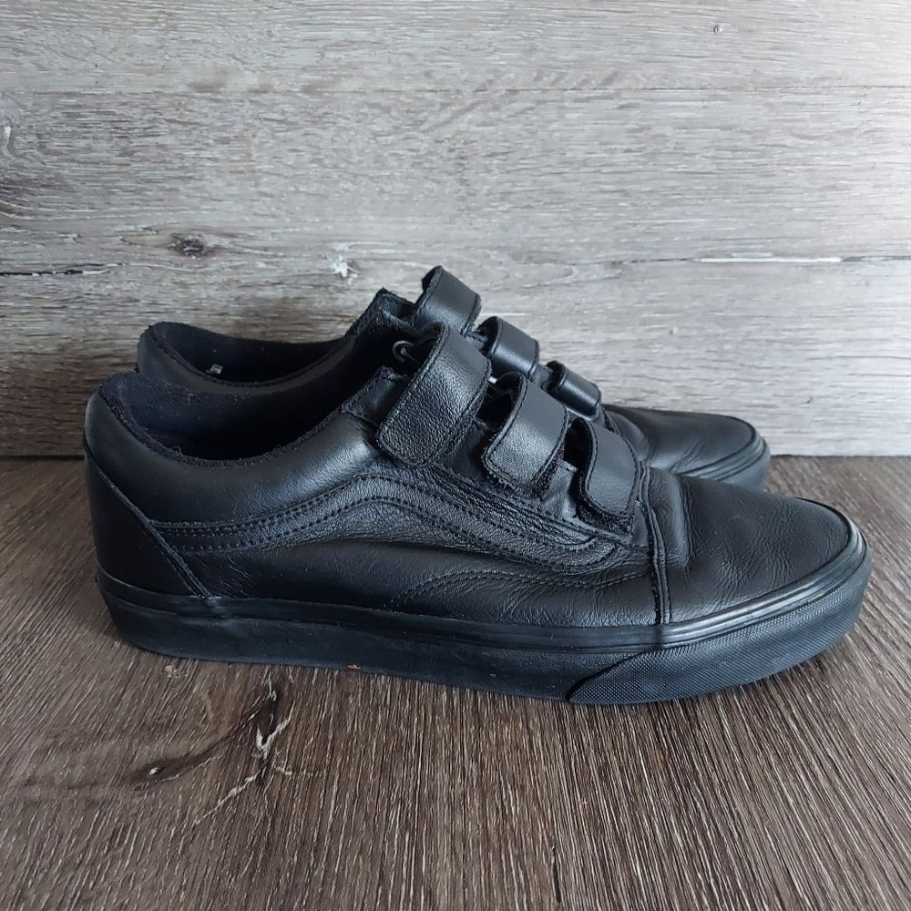Vans Old Skool V Mono Leather Shoes - Black, Size 10